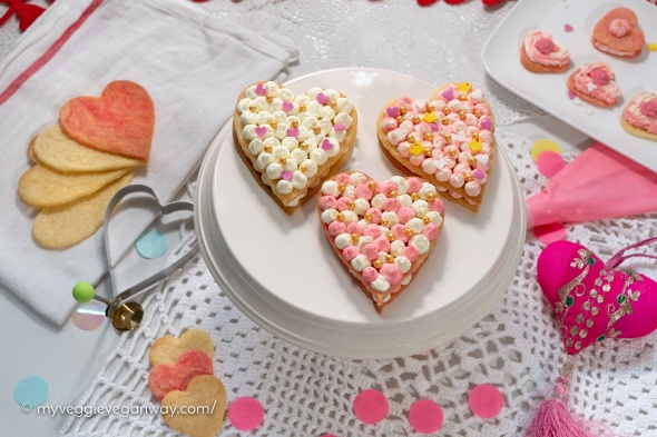 Yummy vegan valentine cookies with cream